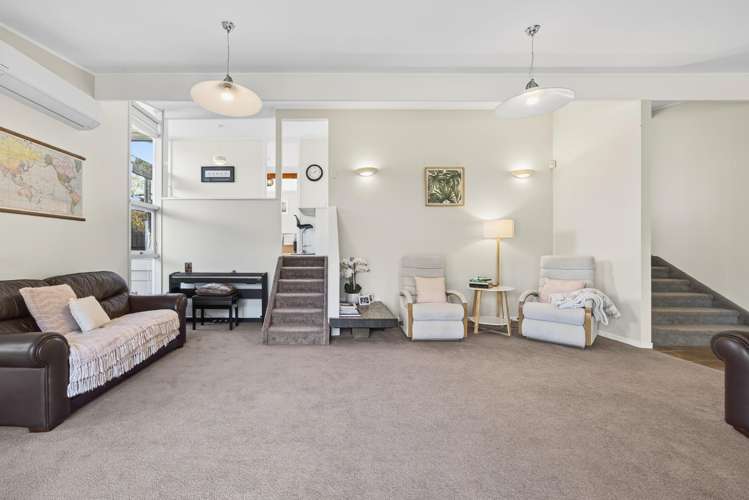 8 Blue Gum Rise Sunnyhills_3