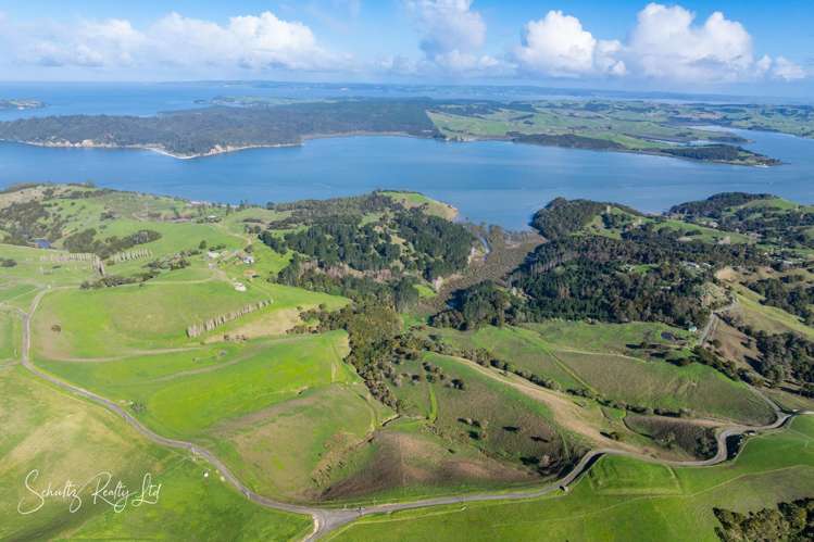 Massey Road Maungaturoto_9