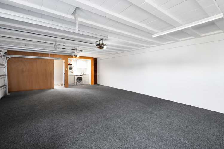 1 Cabot Place Frankleigh Park_31