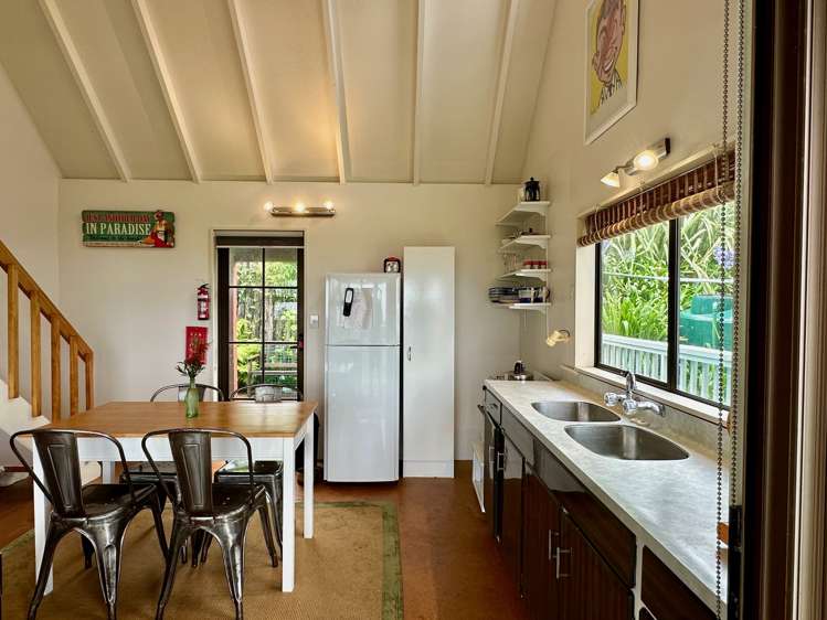 41 Ocean View Crescent Rakino Island_12