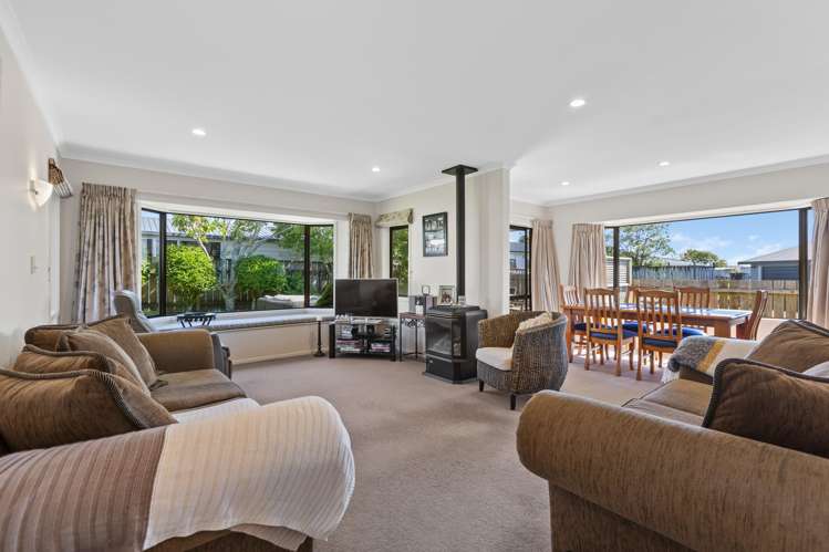 9 Bandon Grove Bell Block_6