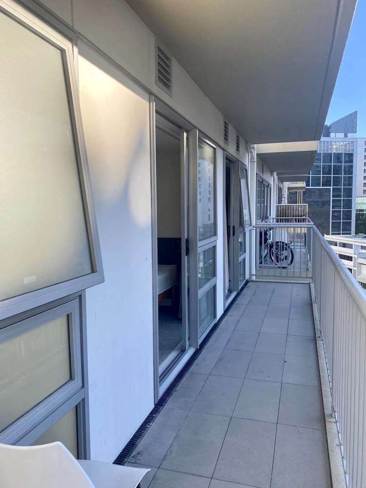 8F/2 White Street City Centre_7