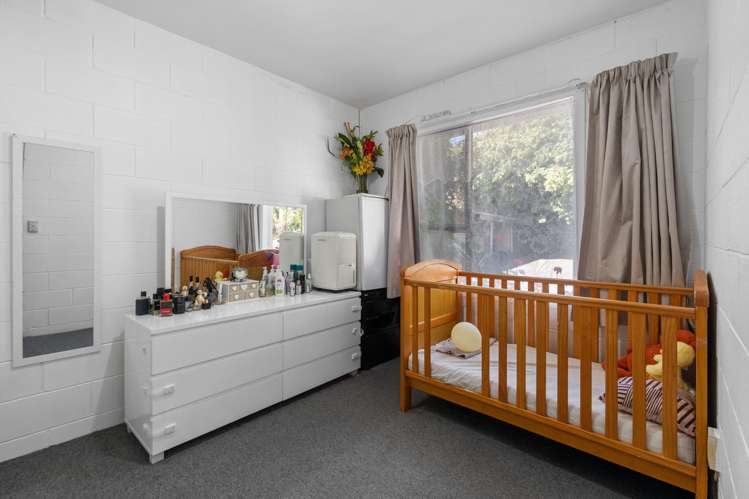 6/4 Shaw Street Sandringham_6