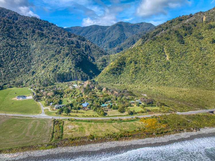 2A Golden Sands Road Barrytown_2