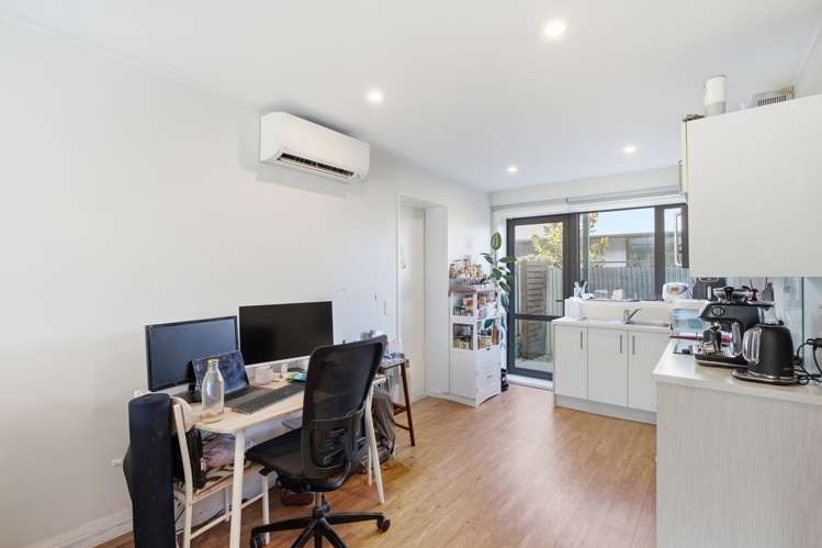 4/31 Buffon Street Waltham_8