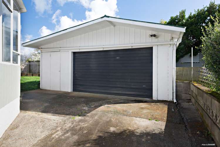 17 Paterson Avenue Pukekohe_11