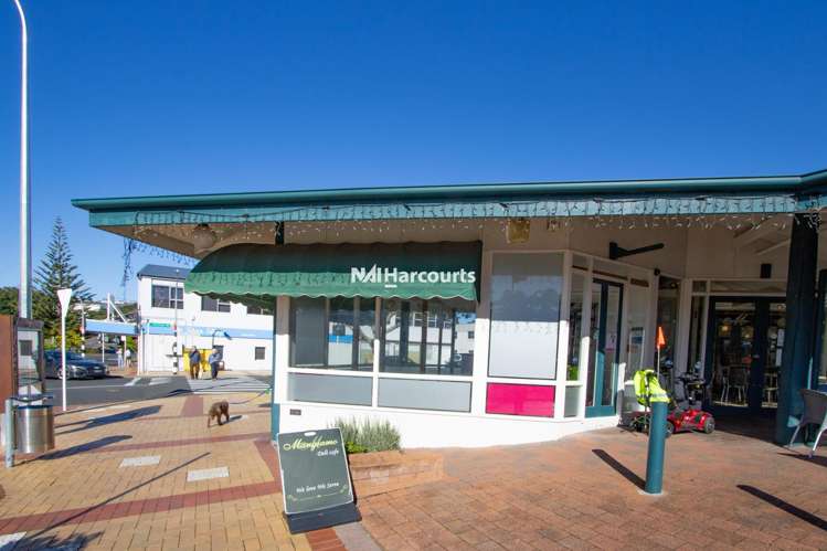Shop 6/376-378 Beach Road Mairangi Bay_8