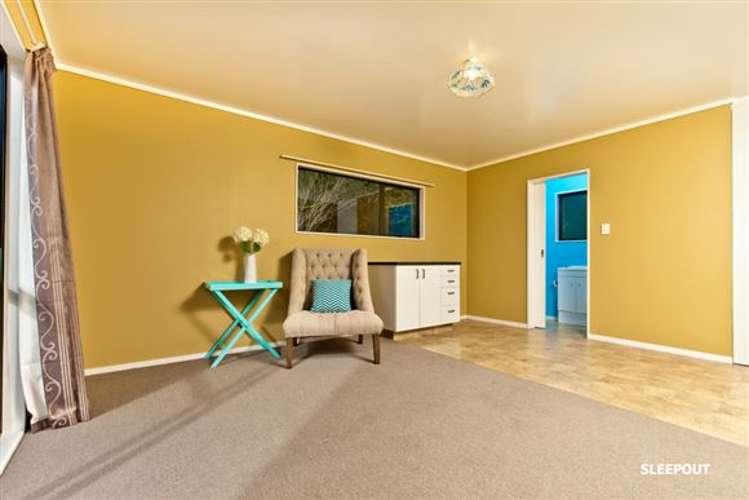 35 Taioma Crescent Te Atatu Peninsula_15