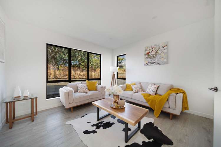 25 Henriette Place Totara Park_2