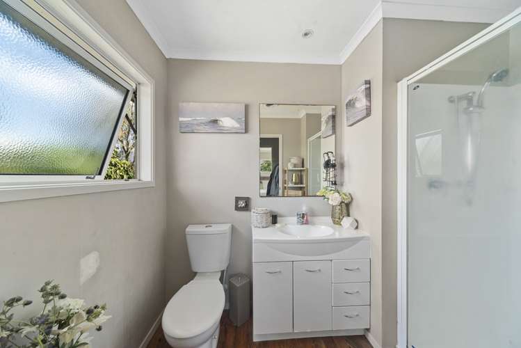 6 Ngahana Place Turangi_9