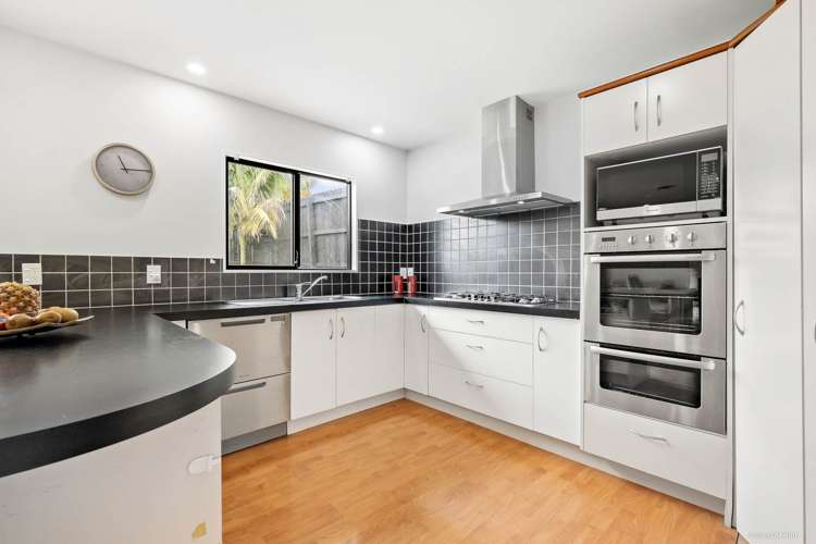2 Lamberg Close East Tamaki_4