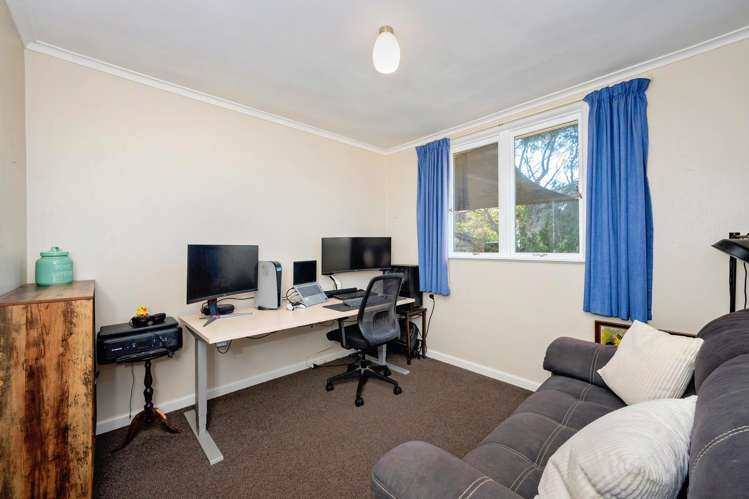 17 Golding Road Taradale_14