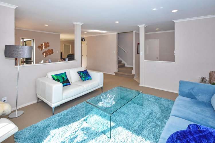 8 Ashkirk Place Wattle Downs_11