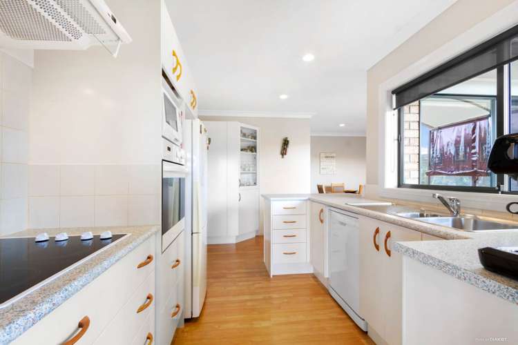 30 Brittany Drive Henderson_8