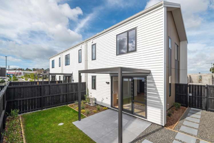 8 Te Aranui Lane_0
