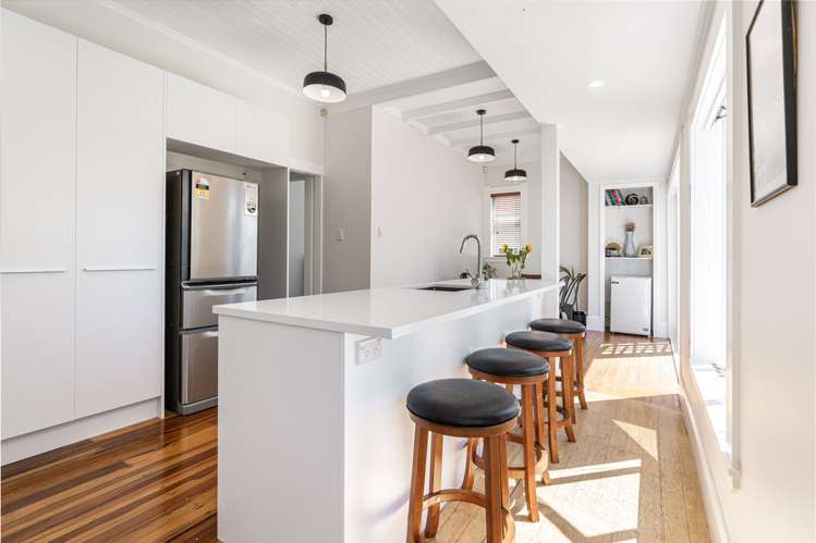 8 New Windsor Road Avondale_8