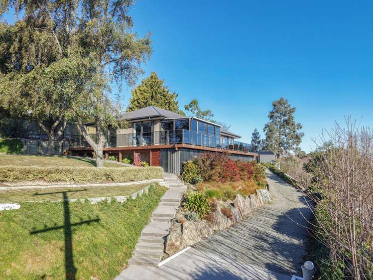 52 Perth Street South Hill_25