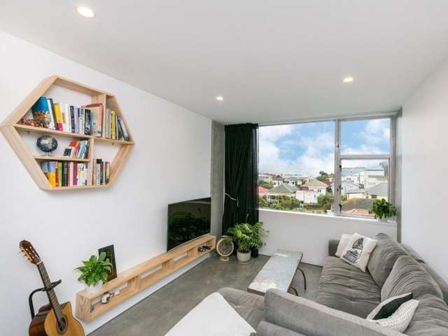 19/118 Russell Terrace Berhampore_1