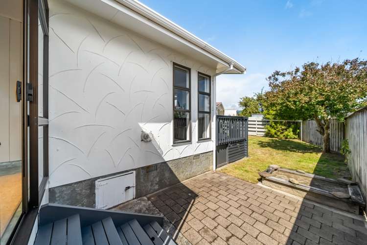 5b Norbert Street Brown Owl_22