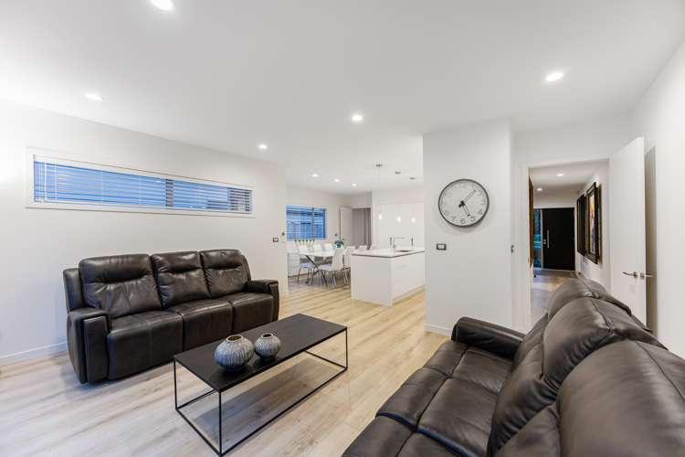 21 Caldera Drive Long Bay_11