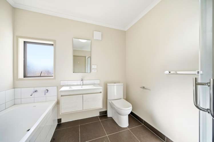 205/172 McLeod Road Te Atatu South_11