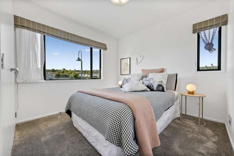 6/2 Armoy Drive East Tamaki_16