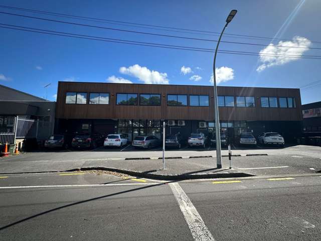 Modern Workspace in Prime Grey Lynn Location