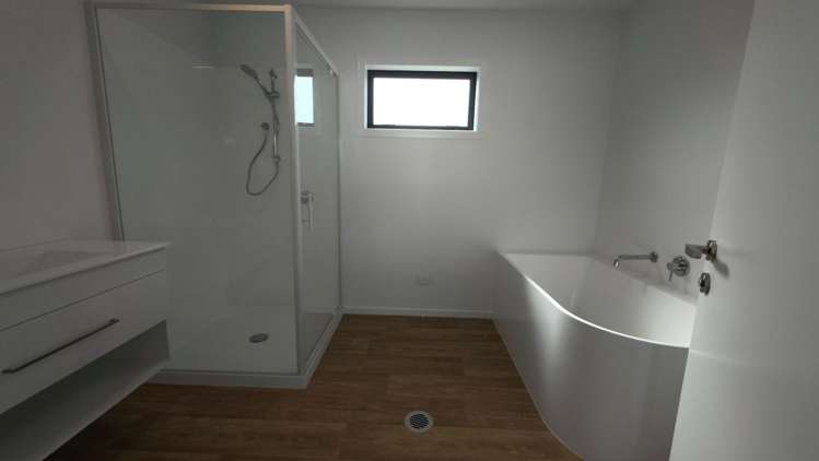 1/63 Hinemoa Avenue 11209_13