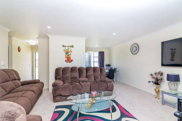 3171 Great North Road New Lynn_11