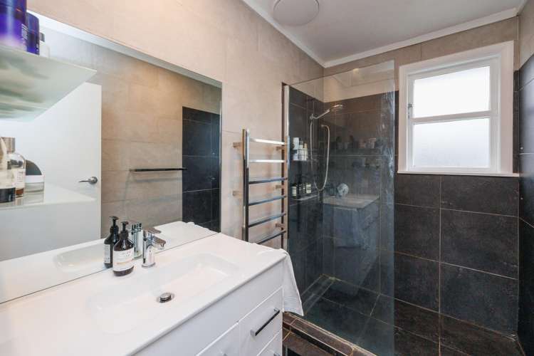 976G Tremaine Avenue 2144_12