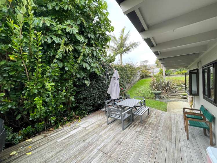 6 Tiri View Place Waiake_24