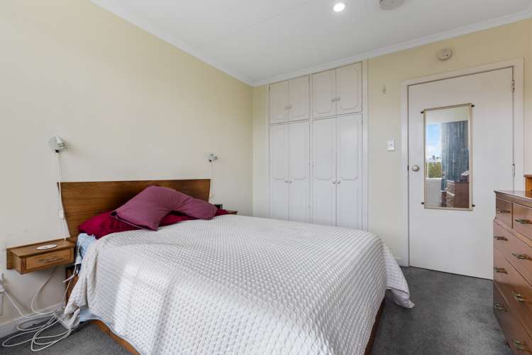 11 Karaka Street Merrilands_10