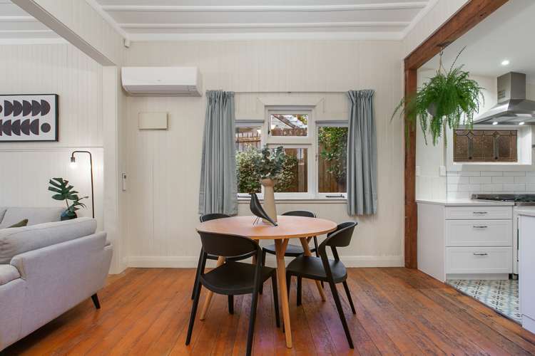 7 Rambler Crescent Beach Haven_5