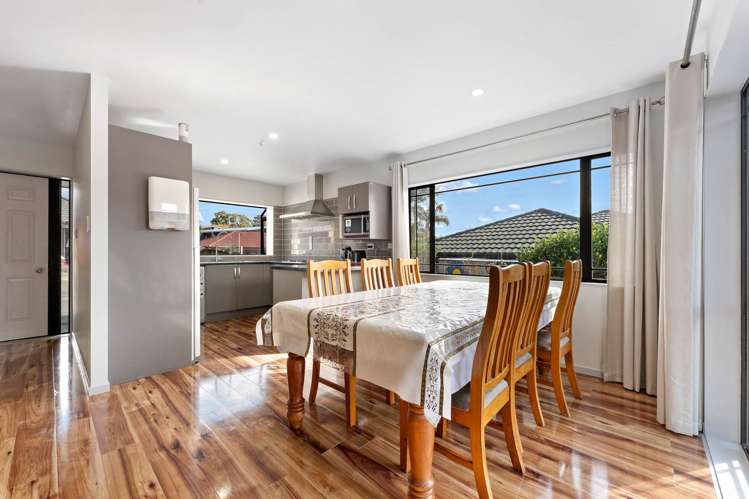 9 Claywest Place Glen Eden_4