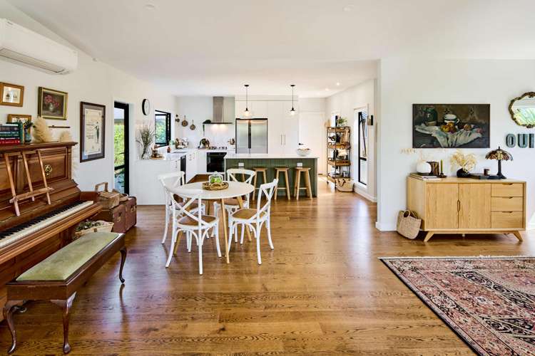 2 Pukeko Lane Carterton_4