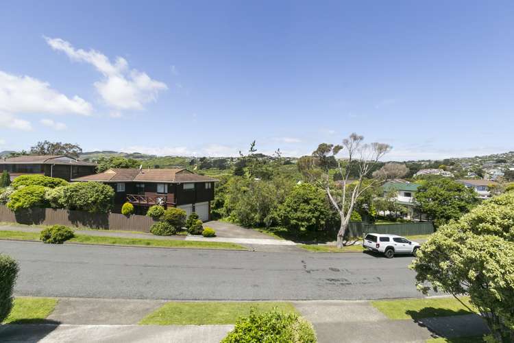 29 Burbank Crescent Churton Park_22