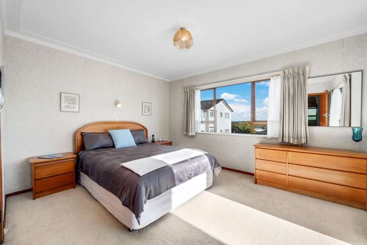 41 Bradbury Road Botany Downs_13