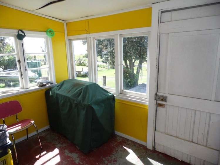 1097 Mataikona Road Mataikona_9