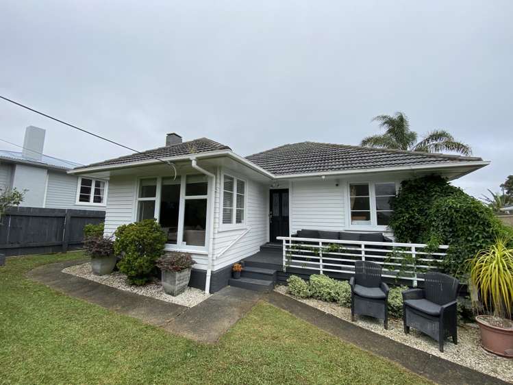 44 Flanshaw Road Te Atatu South_9