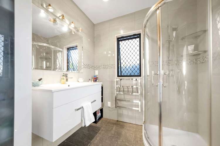 109 Whitford Road Somerville_17