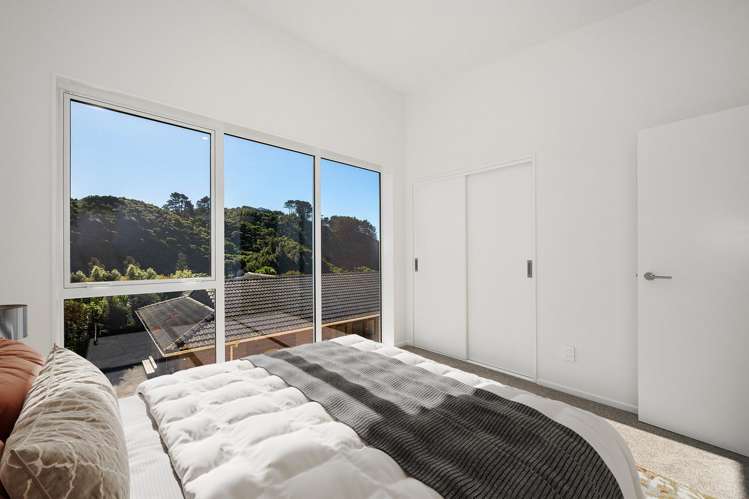 8 Bushland Grove Paparangi_7