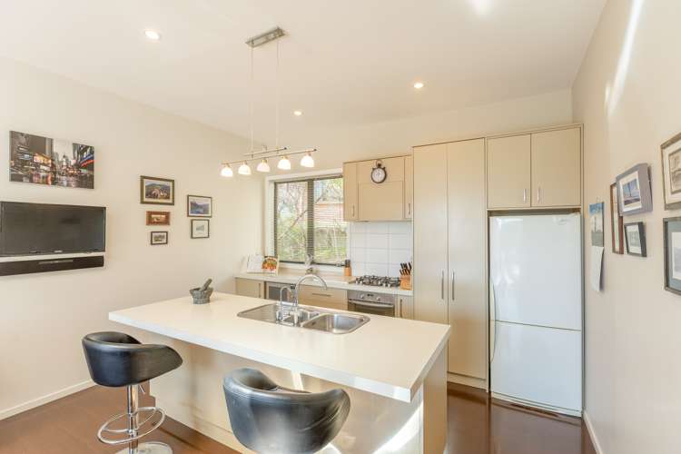 8 Dusky Crescent Aotea_6