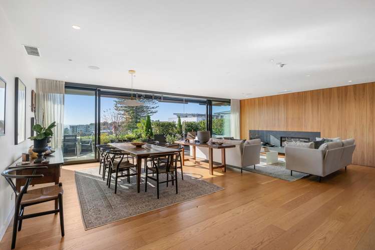 302/15B Augustus Terrace_0