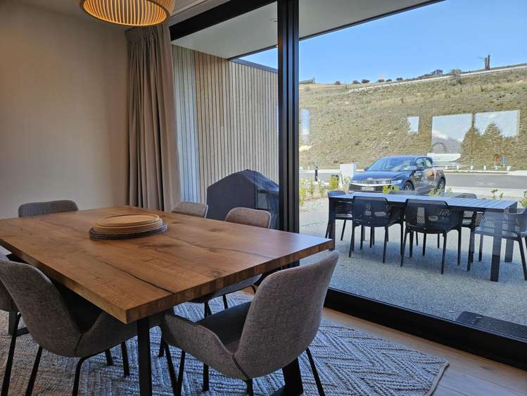 16 Station Bay Rise Lake Tekapo_16