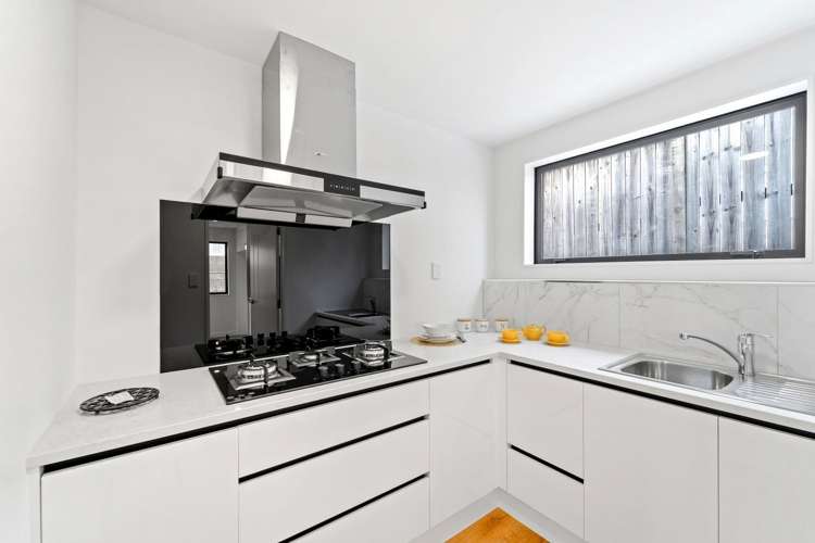 30 Windermere Crescent Blockhouse Bay_7