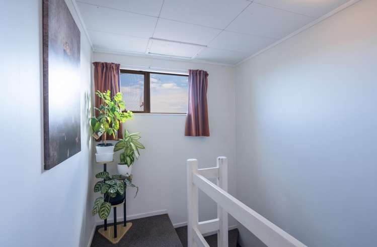 2/3 Exeter Street Stoke_14