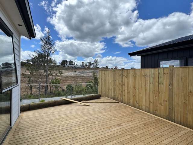 386 Te Taruna Drive Milldale_3