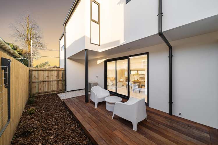 2/25 Allard Street St Albans_23