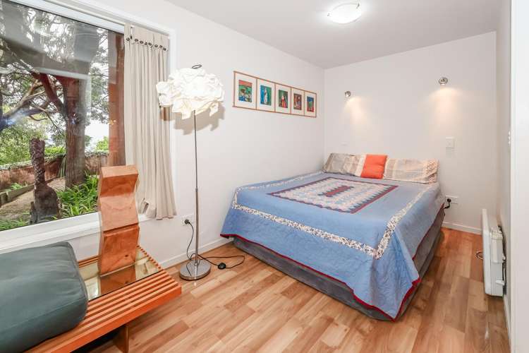 6 Barclay Street North East Valley_16