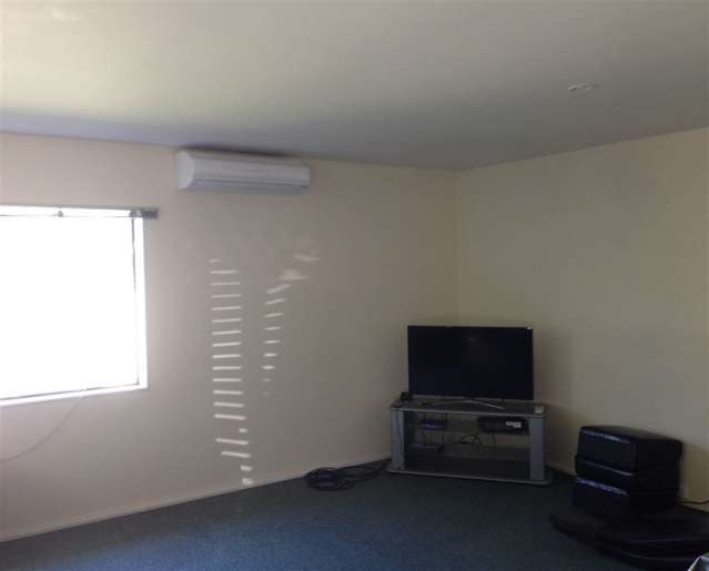 1 Zeralto Lane Mount Roskill_1